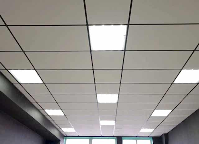 Подвесной или натяжной потолок, что лучше