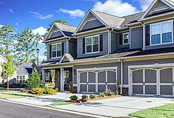 Преимущества жизни в таунхаусах